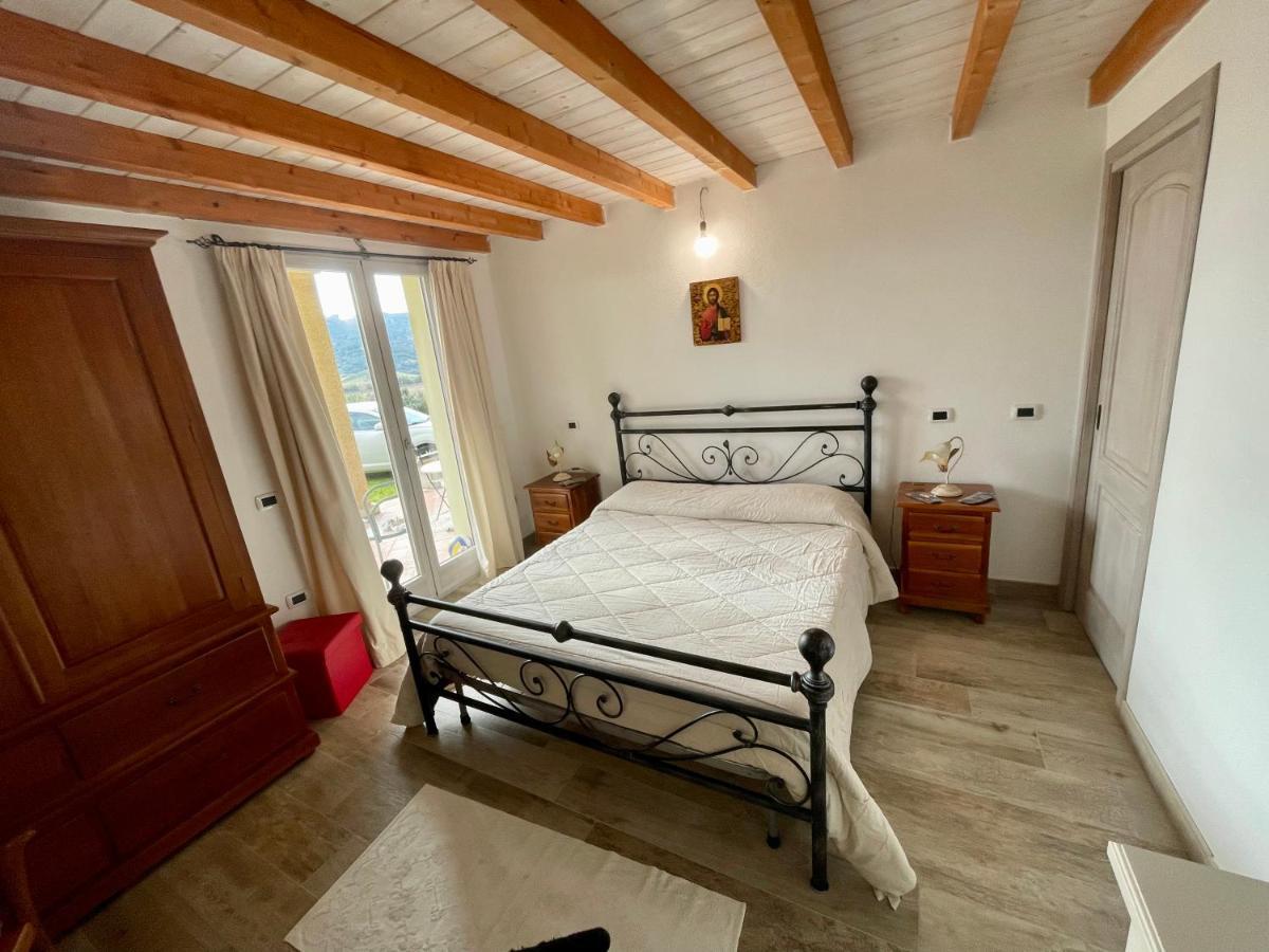 San Leonardo Country House Calangianus Екстериор снимка