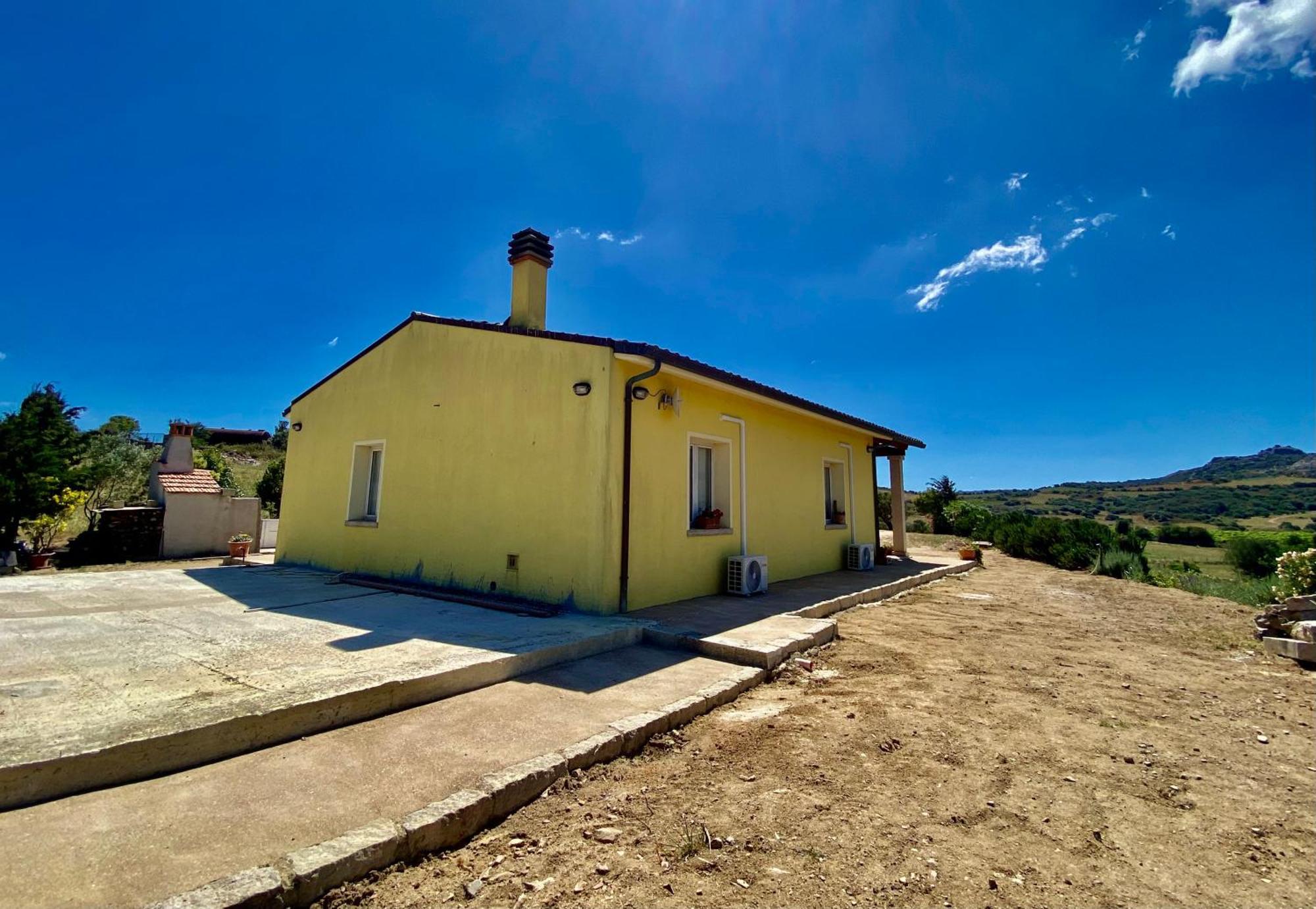 San Leonardo Country House Calangianus Екстериор снимка
